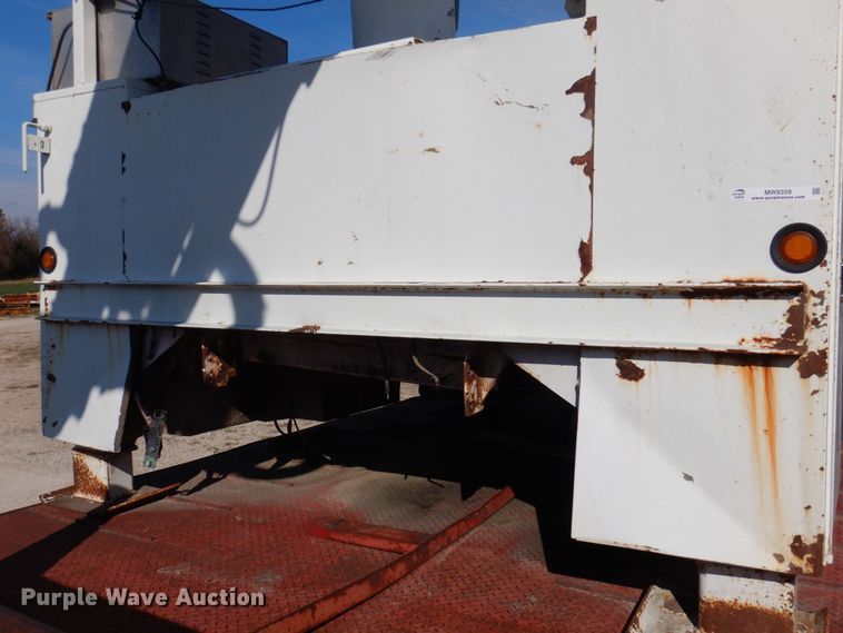 image for item MW9359 Altec  bucket truck bed