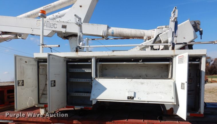 image for item MW9359 Altec  bucket truck bed