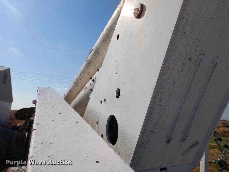 image for item MW9359 Altec  bucket truck bed