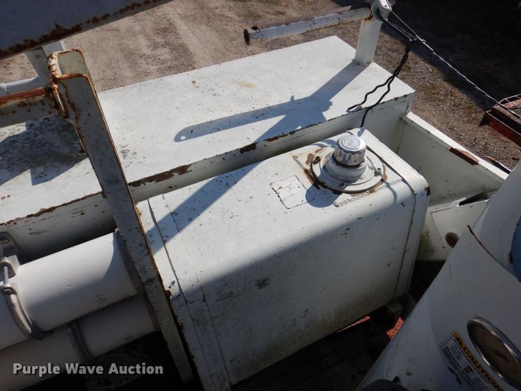 image for item MW9359 Altec  bucket truck bed