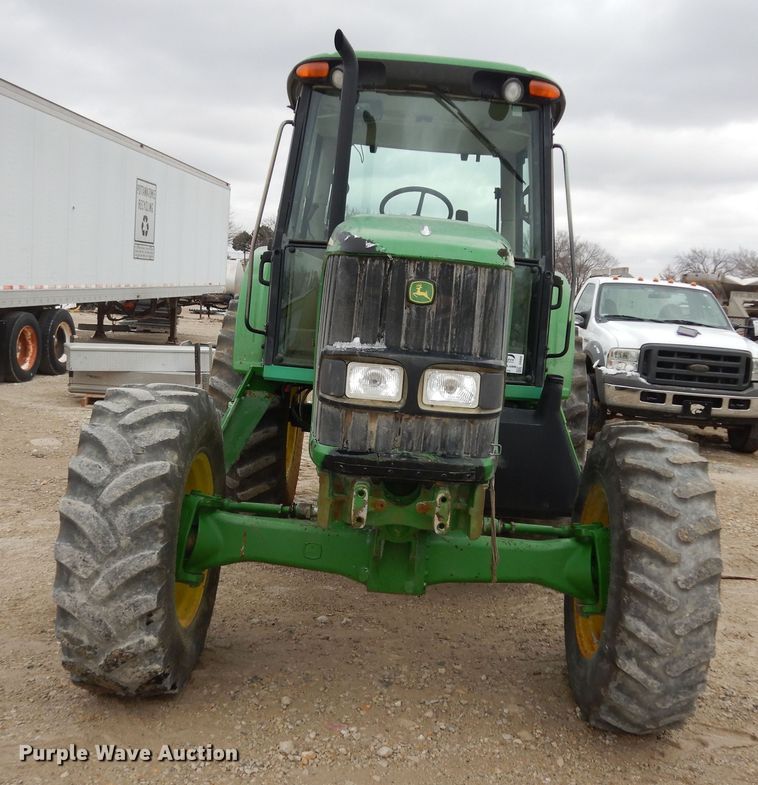 image for item DI6886 2004 John Deere 6615  MFWD tractor
