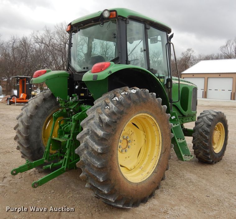image for item DI6886 2004 John Deere 6615  MFWD tractor