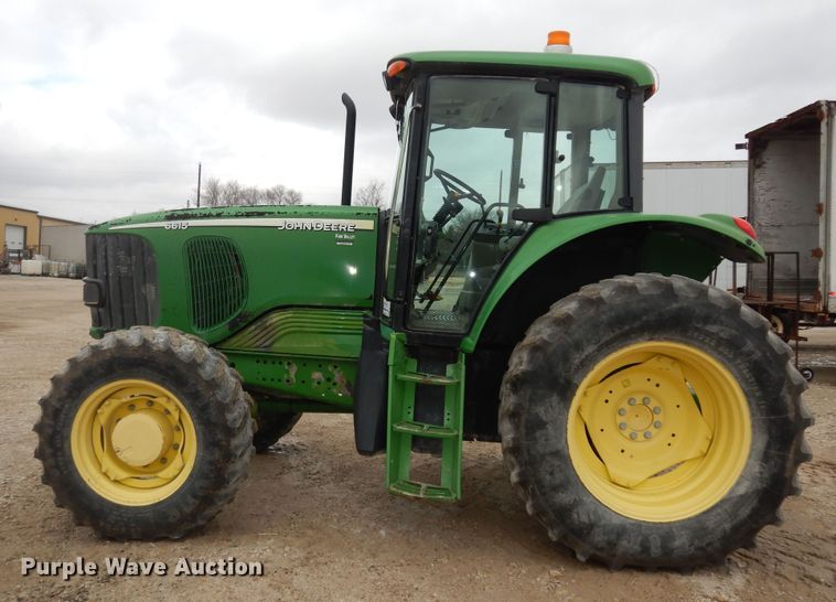 image for item DI6886 2004 John Deere 6615  MFWD tractor