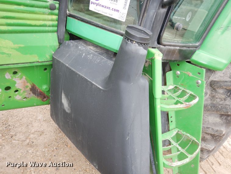 image for item DI6886 2004 John Deere 6615  MFWD tractor