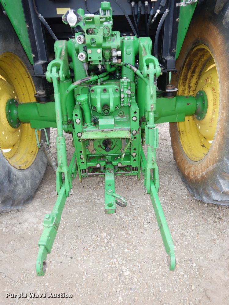 image for item DI6886 2004 John Deere 6615  MFWD tractor