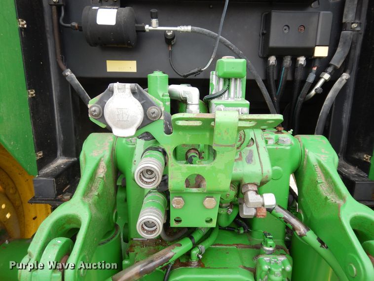 image for item DI6886 2004 John Deere 6615  MFWD tractor