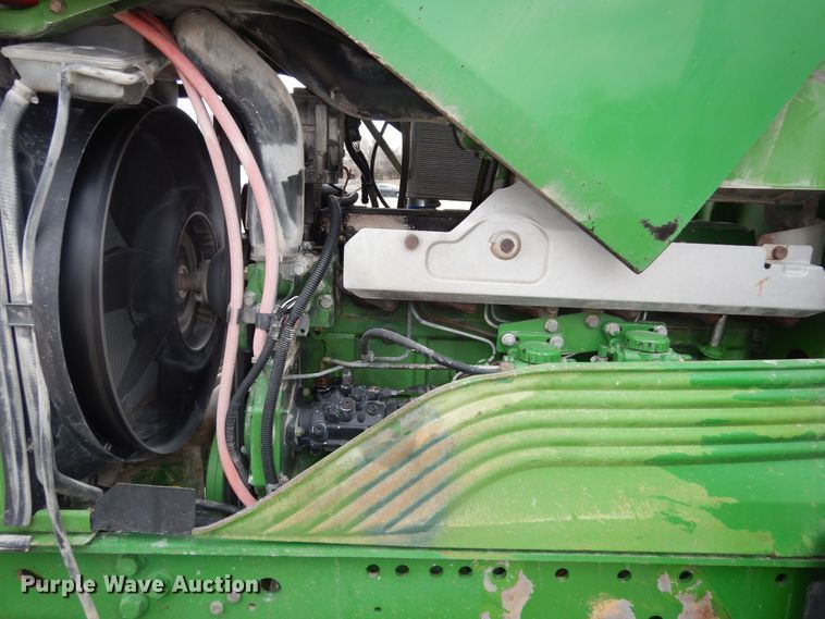 image for item DI6886 2004 John Deere 6615  MFWD tractor