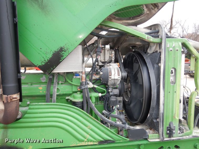 image for item DI6886 2004 John Deere 6615  MFWD tractor