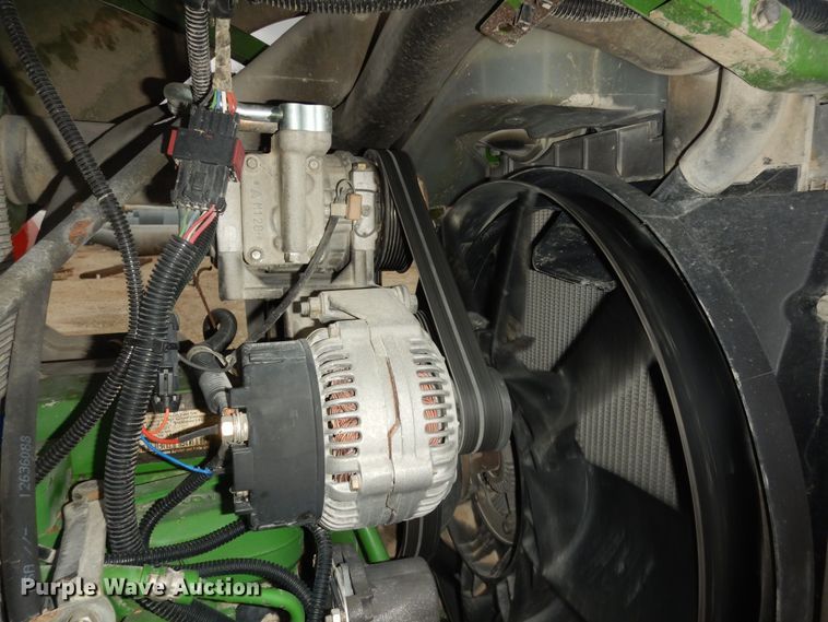 image for item DI6886 2004 John Deere 6615  MFWD tractor