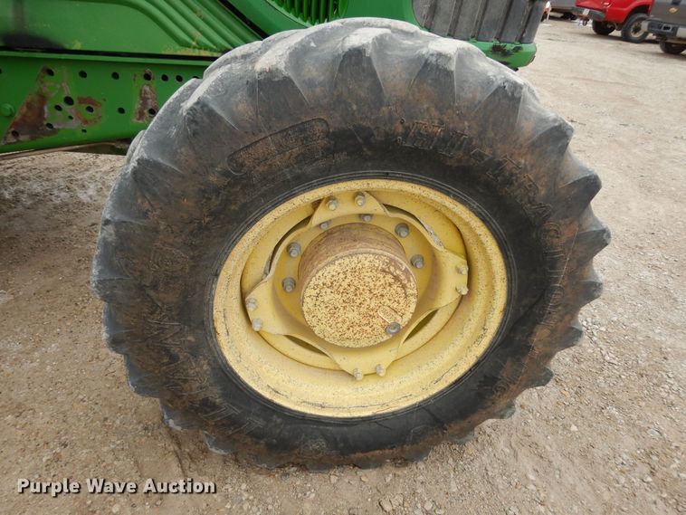 image for item DI6886 2004 John Deere 6615  MFWD tractor