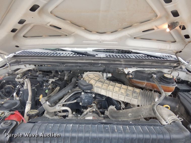 image for item DI6887 2005 Ford F450 Super Duty XL  truck cab and chassis