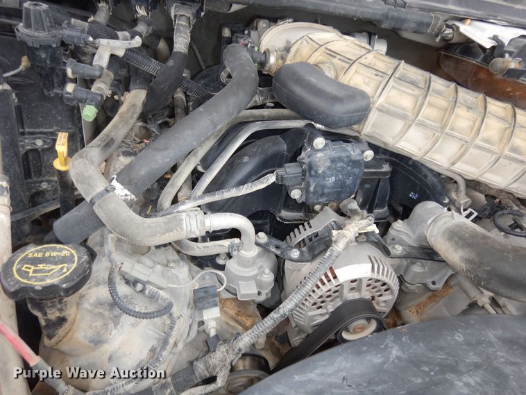 image for item DI6887 2005 Ford F450 Super Duty XL  truck cab and chassis