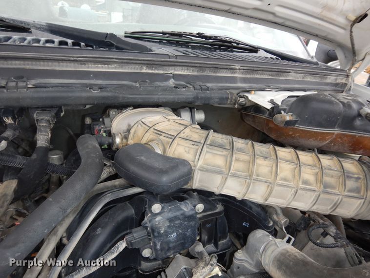 image for item DI6887 2005 Ford F450 Super Duty XL  truck cab and chassis