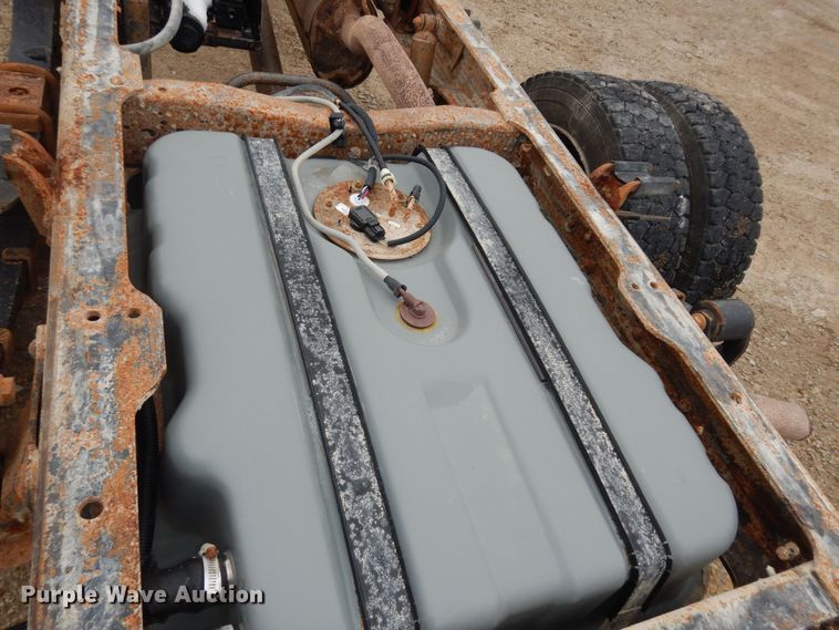 image for item DI6887 2005 Ford F450 Super Duty XL  truck cab and chassis