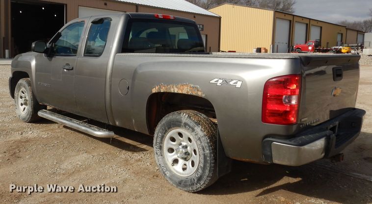 image for item DI6888 2012 Chevrolet Silverado 1500  Ext. Cab pickup truck