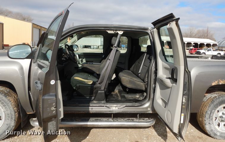 image for item DI6888 2012 Chevrolet Silverado 1500  Ext. Cab pickup truck