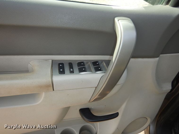 image for item DI6888 2012 Chevrolet Silverado 1500  Ext. Cab pickup truck