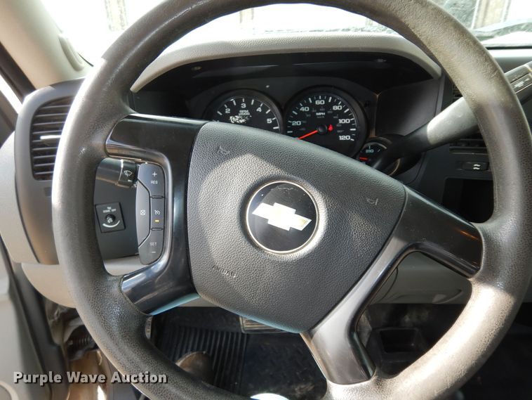 image for item DI6888 2012 Chevrolet Silverado 1500  Ext. Cab pickup truck