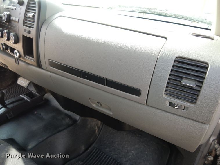 image for item DI6888 2012 Chevrolet Silverado 1500  Ext. Cab pickup truck