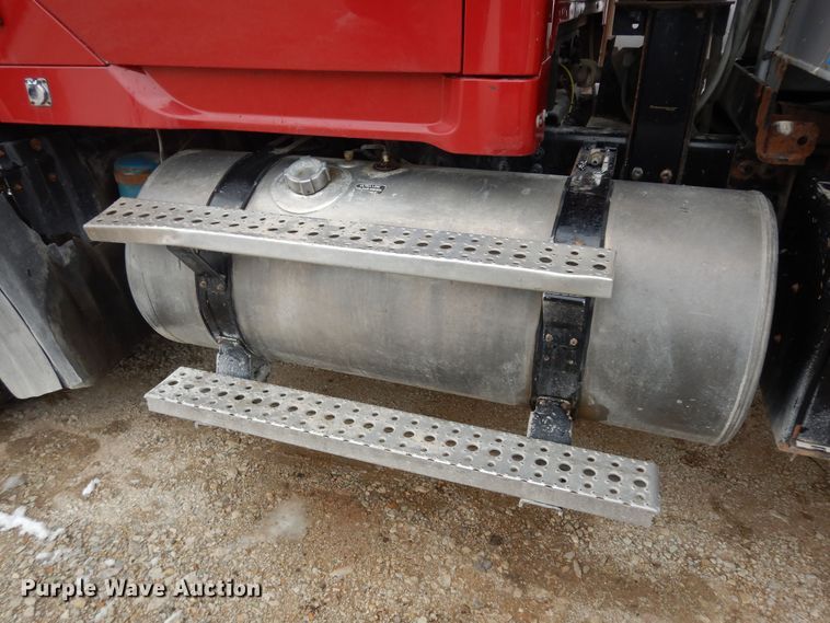 image for item DI6891 2008 Sterling L-Line  dump truck