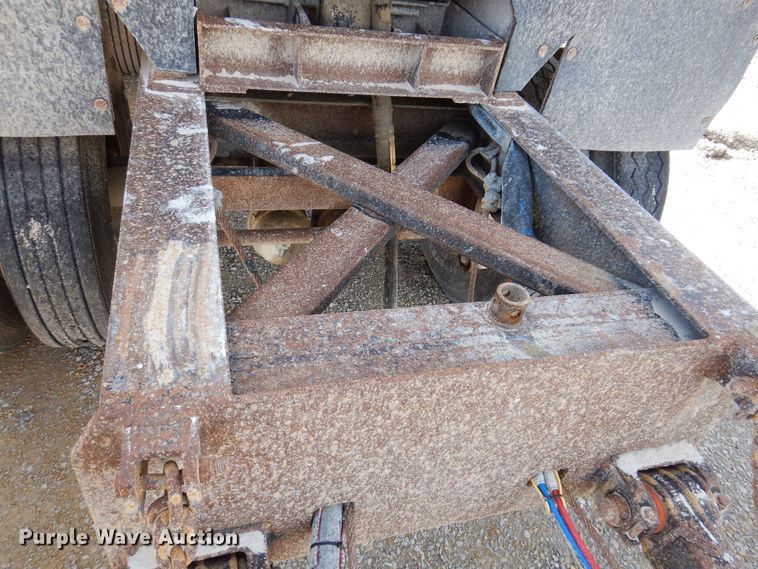 image for item DK2050 2005 Wheeler CRG1296C-102  end dump pup trailer