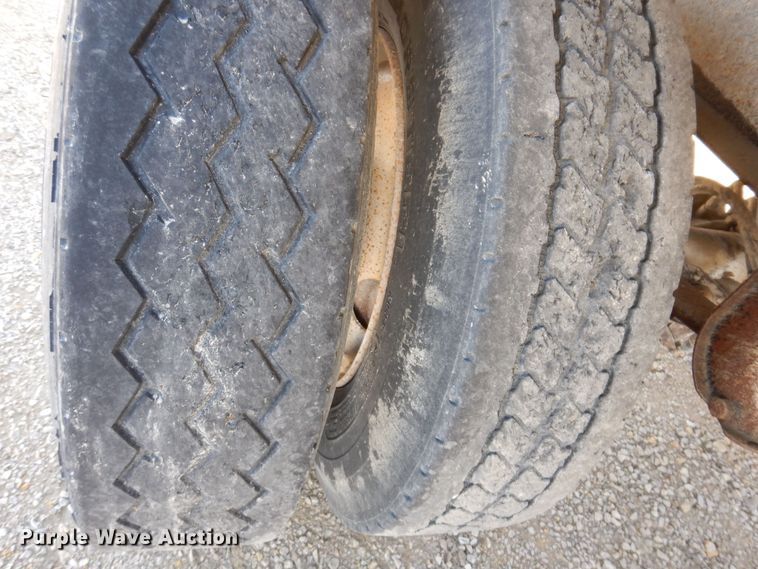 image for item DK2050 2005 Wheeler CRG1296C-102  end dump pup trailer