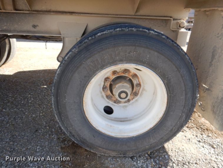 image for item DK2050 2005 Wheeler CRG1296C-102  end dump pup trailer