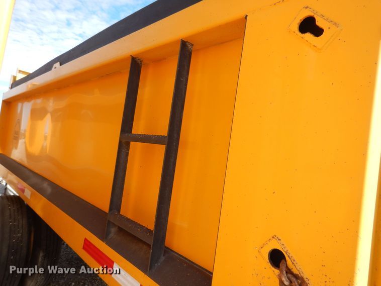 image for item DK2051 2010 Hilbilt 14XPC  end dump pup trailer