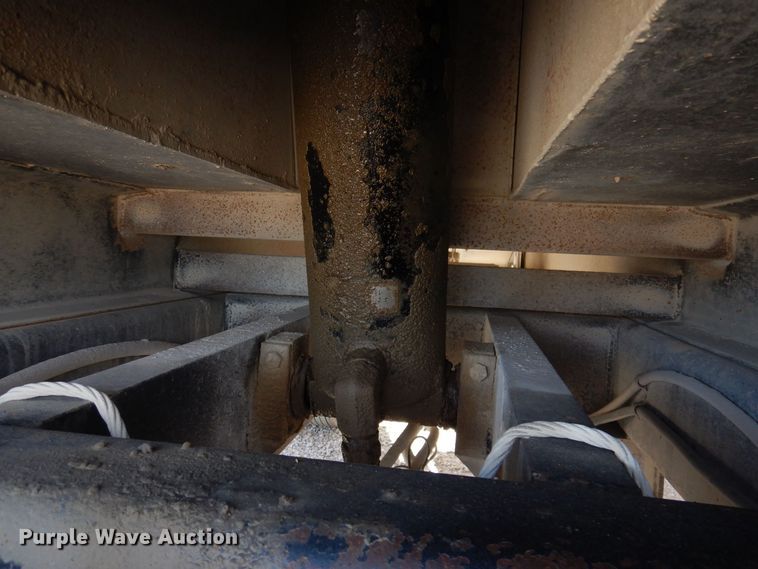 image for item DK2051 2010 Hilbilt 14XPC  end dump pup trailer