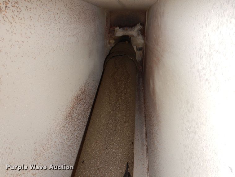 image for item DK2051 2010 Hilbilt 14XPC  end dump pup trailer