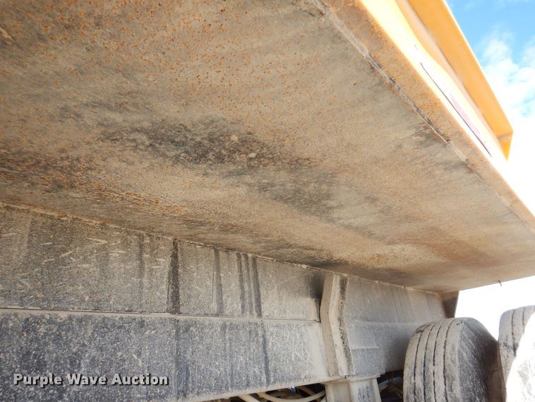 image for item DK2051 2010 Hilbilt 14XPC  end dump pup trailer