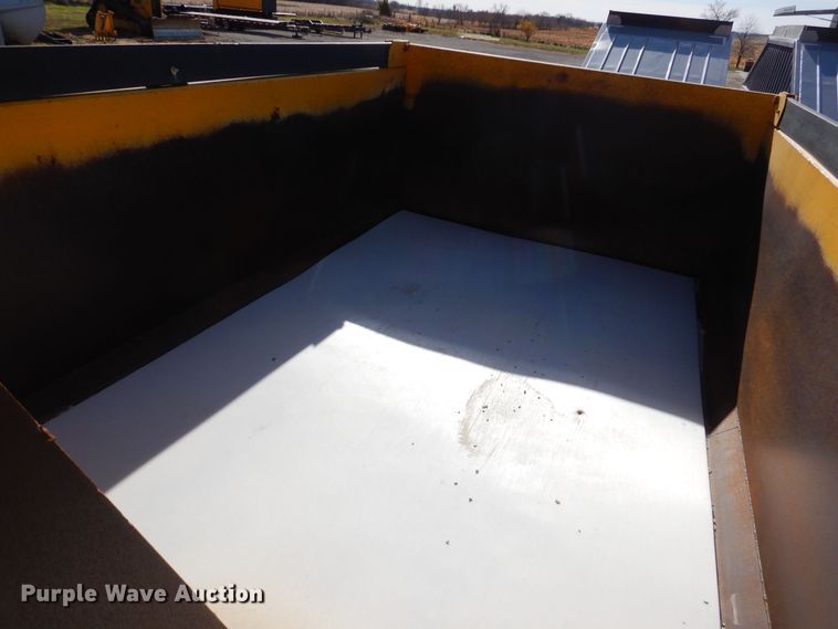 image for item DK2051 2010 Hilbilt 14XPC  end dump pup trailer