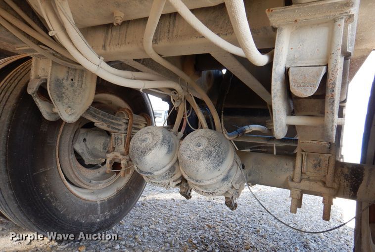 image for item DK2051 2010 Hilbilt 14XPC  end dump pup trailer