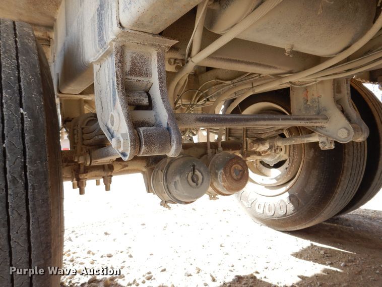 image for item DK2051 2010 Hilbilt 14XPC  end dump pup trailer