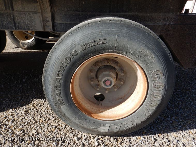 image for item DK2051 2010 Hilbilt 14XPC  end dump pup trailer