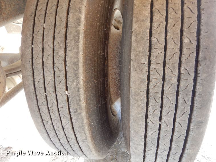 image for item DK2051 2010 Hilbilt 14XPC  end dump pup trailer