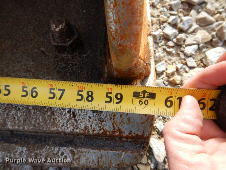 image for item DK2052 2004 Hitachi Zaxis 160LC  excavator