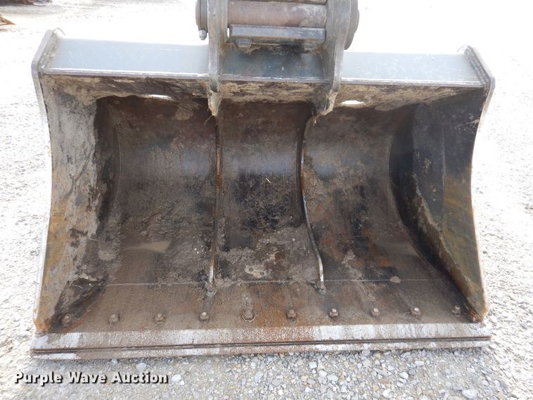 image for item DK2052 2004 Hitachi Zaxis 160LC  excavator