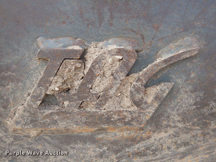 image for item DK2052 2004 Hitachi Zaxis 160LC  excavator