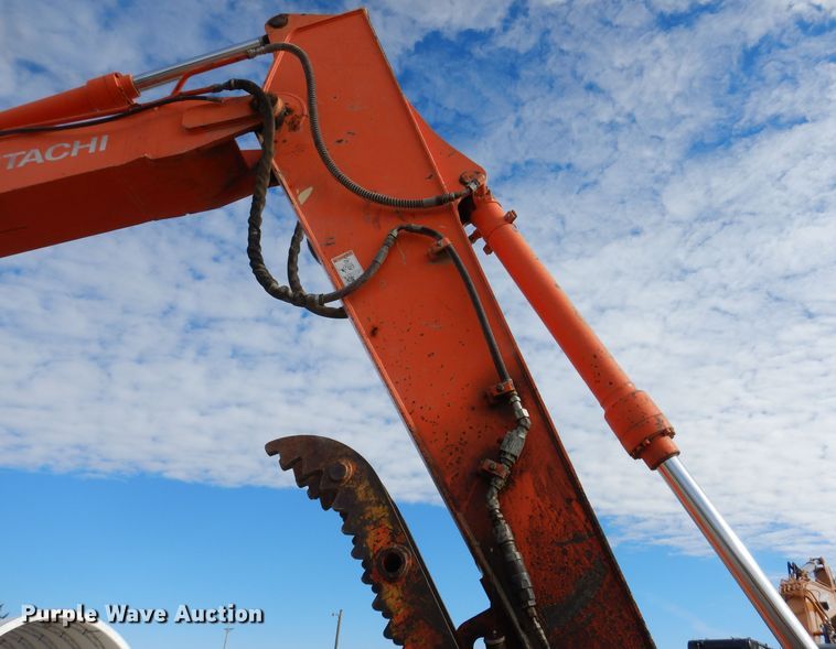 image for item DK2052 2004 Hitachi Zaxis 160LC  excavator