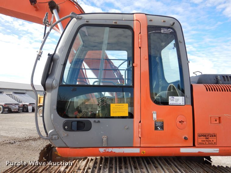 image for item DK2052 2004 Hitachi Zaxis 160LC  excavator