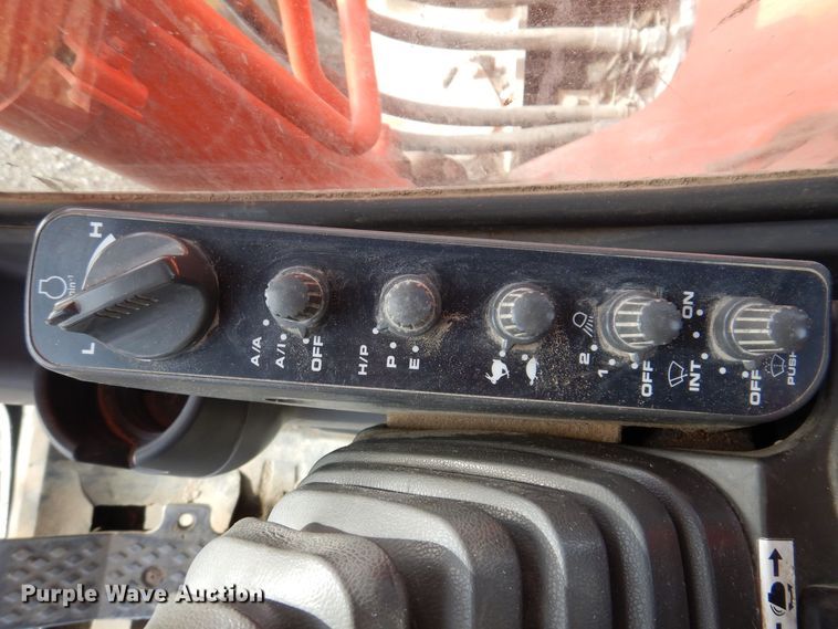 image for item DK2052 2004 Hitachi Zaxis 160LC  excavator