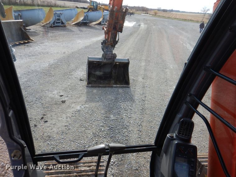 image for item DK2052 2004 Hitachi Zaxis 160LC  excavator