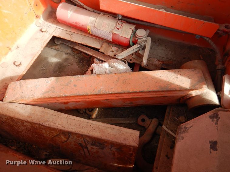 image for item DK2052 2004 Hitachi Zaxis 160LC  excavator