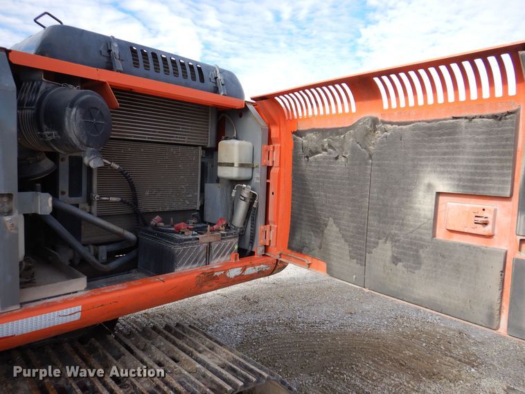 image for item DK2052 2004 Hitachi Zaxis 160LC  excavator