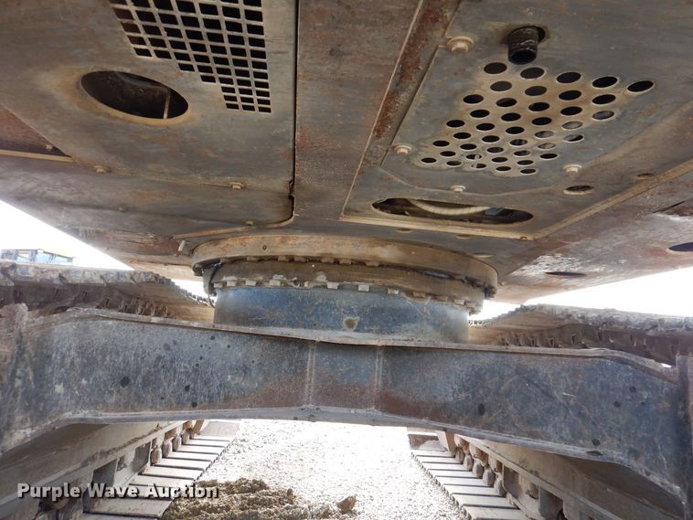 image for item DK2052 2004 Hitachi Zaxis 160LC  excavator