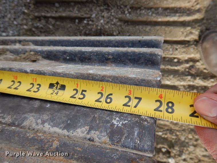 image for item DK2052 2004 Hitachi Zaxis 160LC  excavator