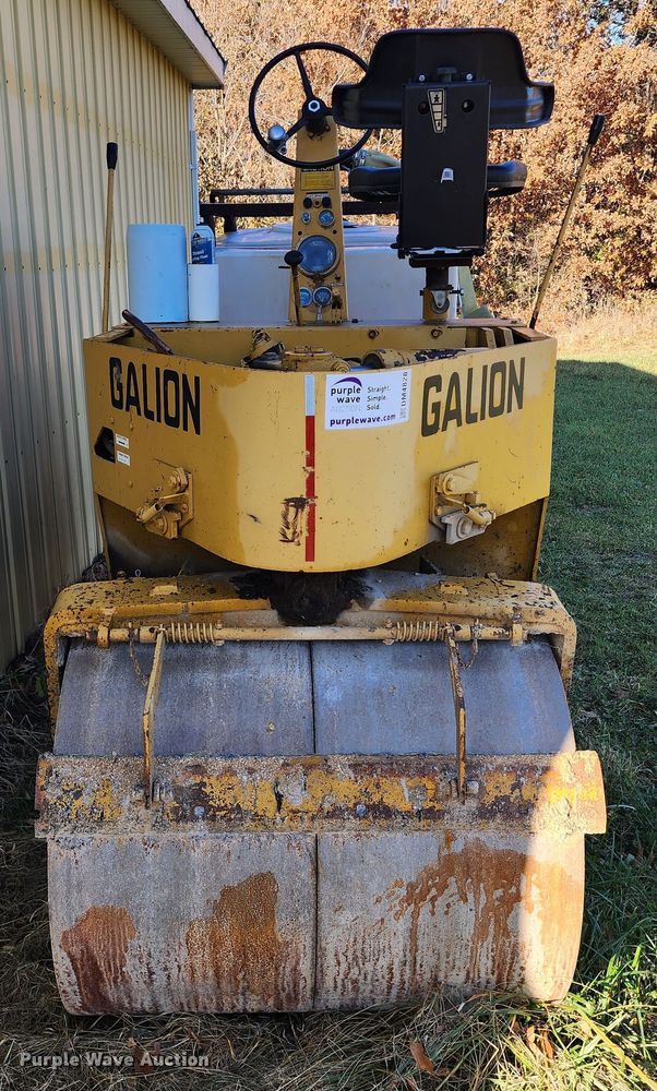 image for item DM4828 Galion S4-6B WD  double drum roller