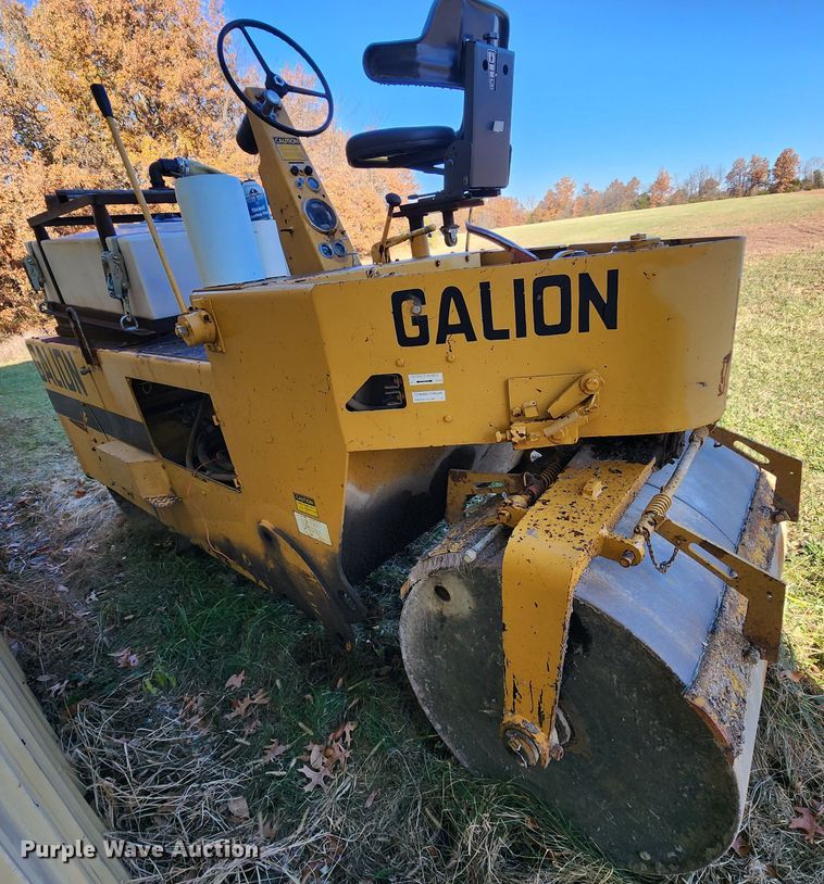 image for item DM4828 Galion S4-6B WD  double drum roller