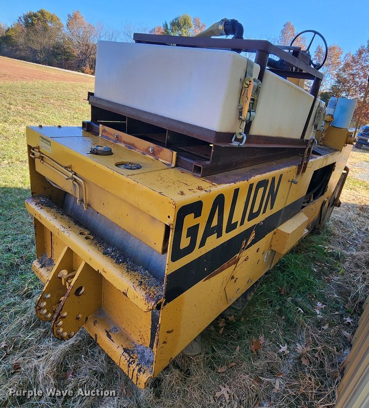 image for item DM4828 Galion S4-6B WD  double drum roller